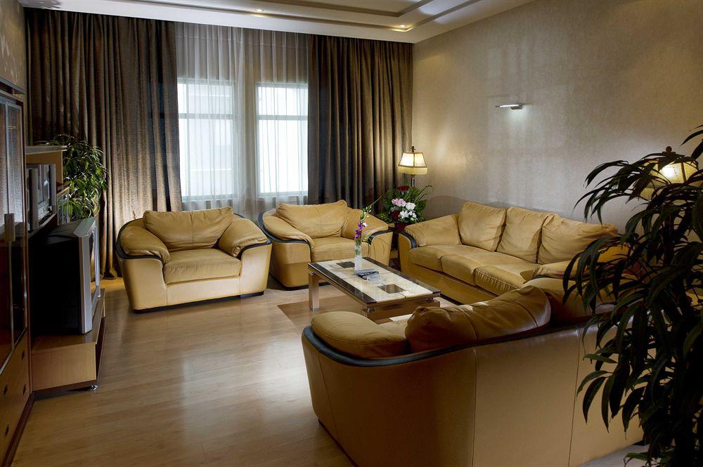 Excelsior Luxury Apartments Manama Eksteriør billede