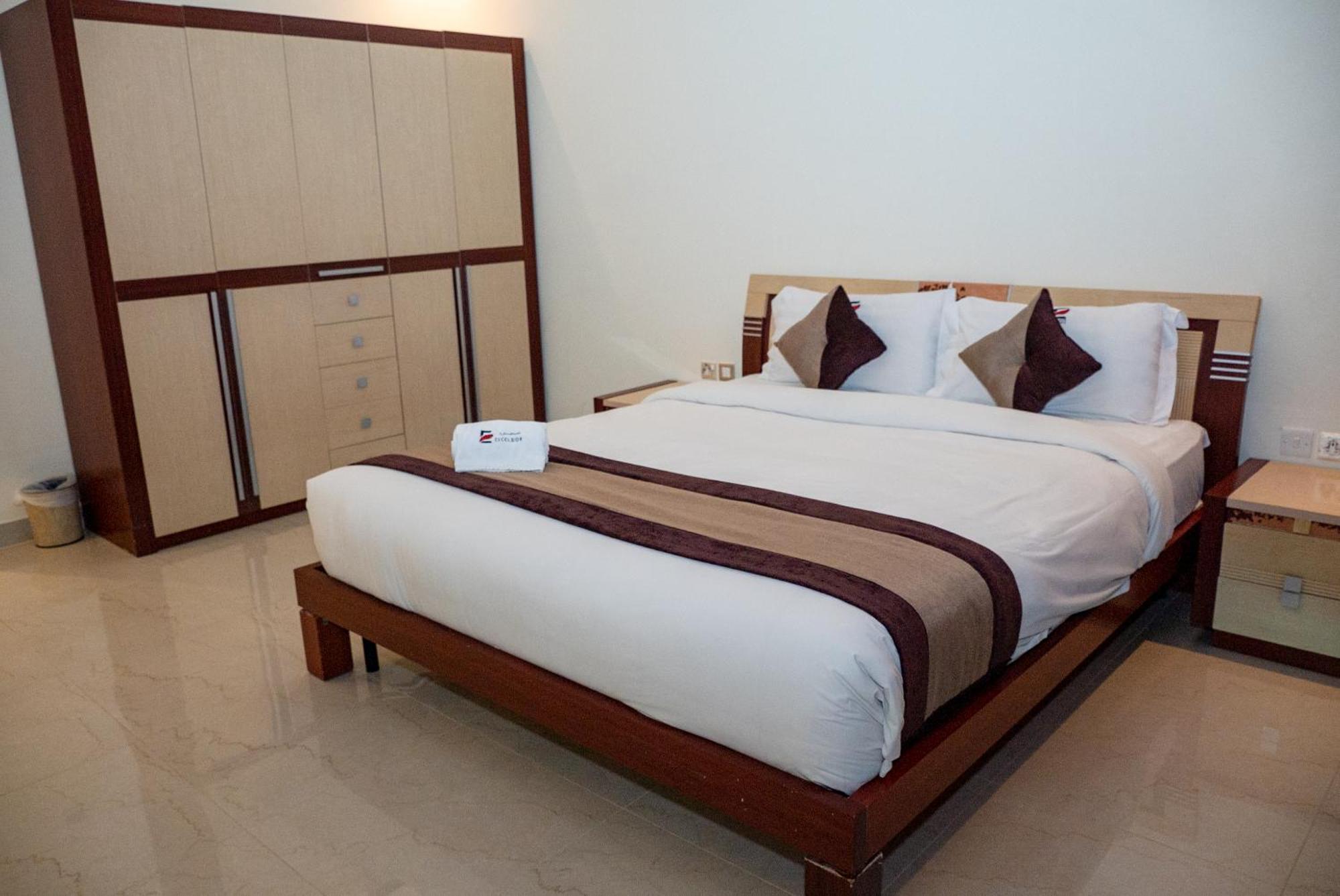 Excelsior Luxury Apartments Manama Eksteriør billede