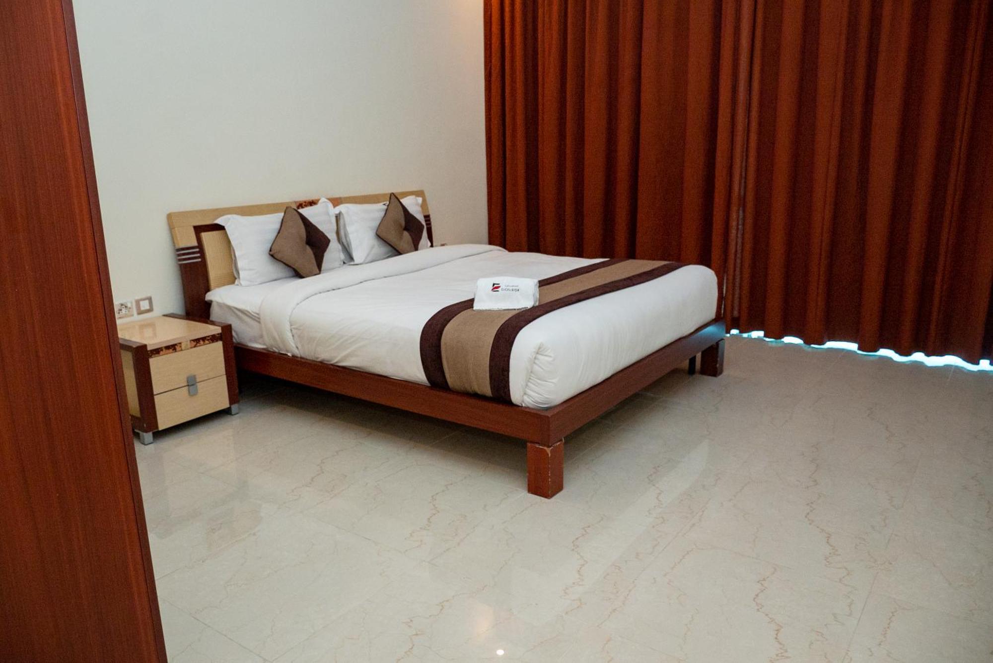 Excelsior Luxury Apartments Manama Eksteriør billede