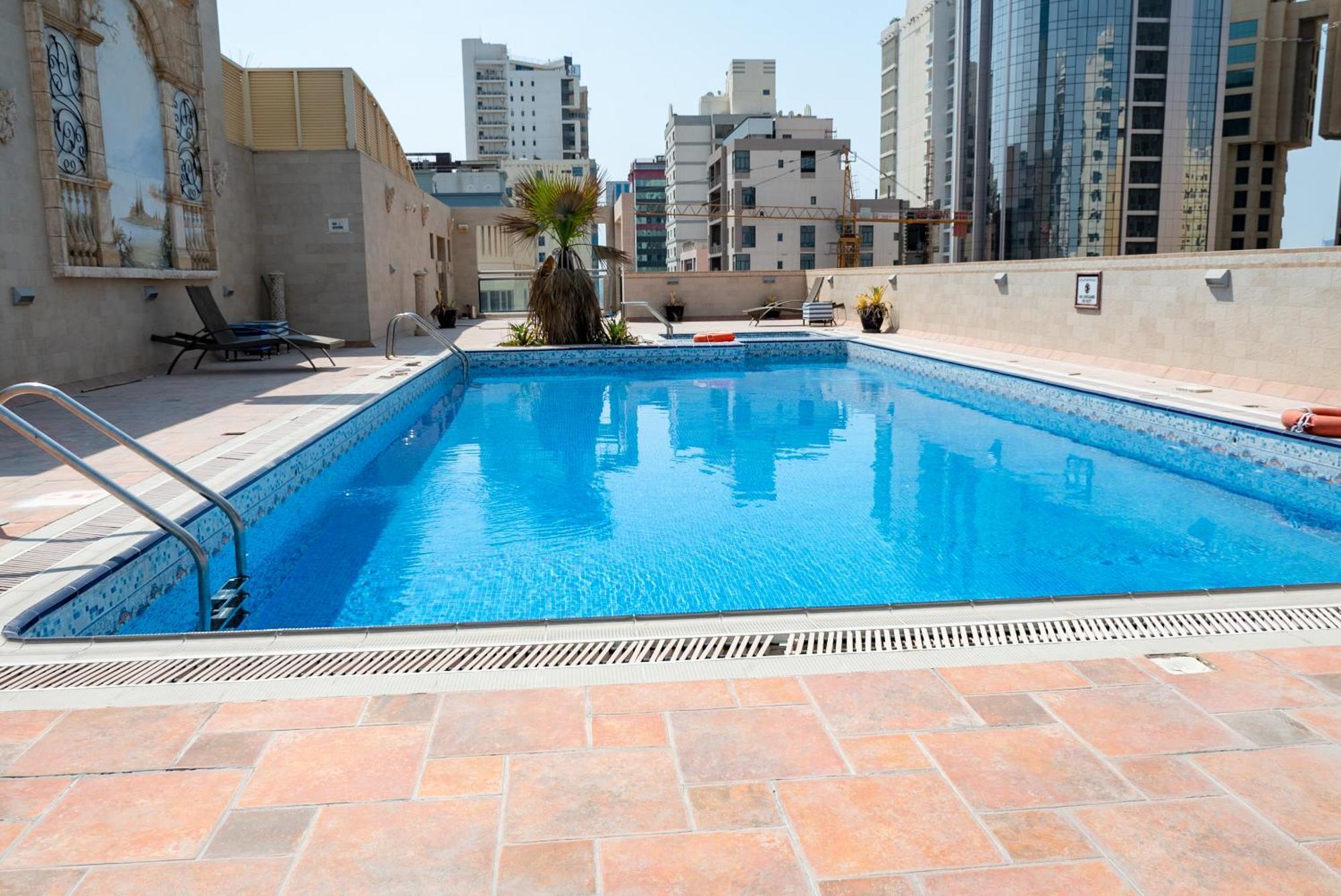 Excelsior Luxury Apartments Manama Eksteriør billede
