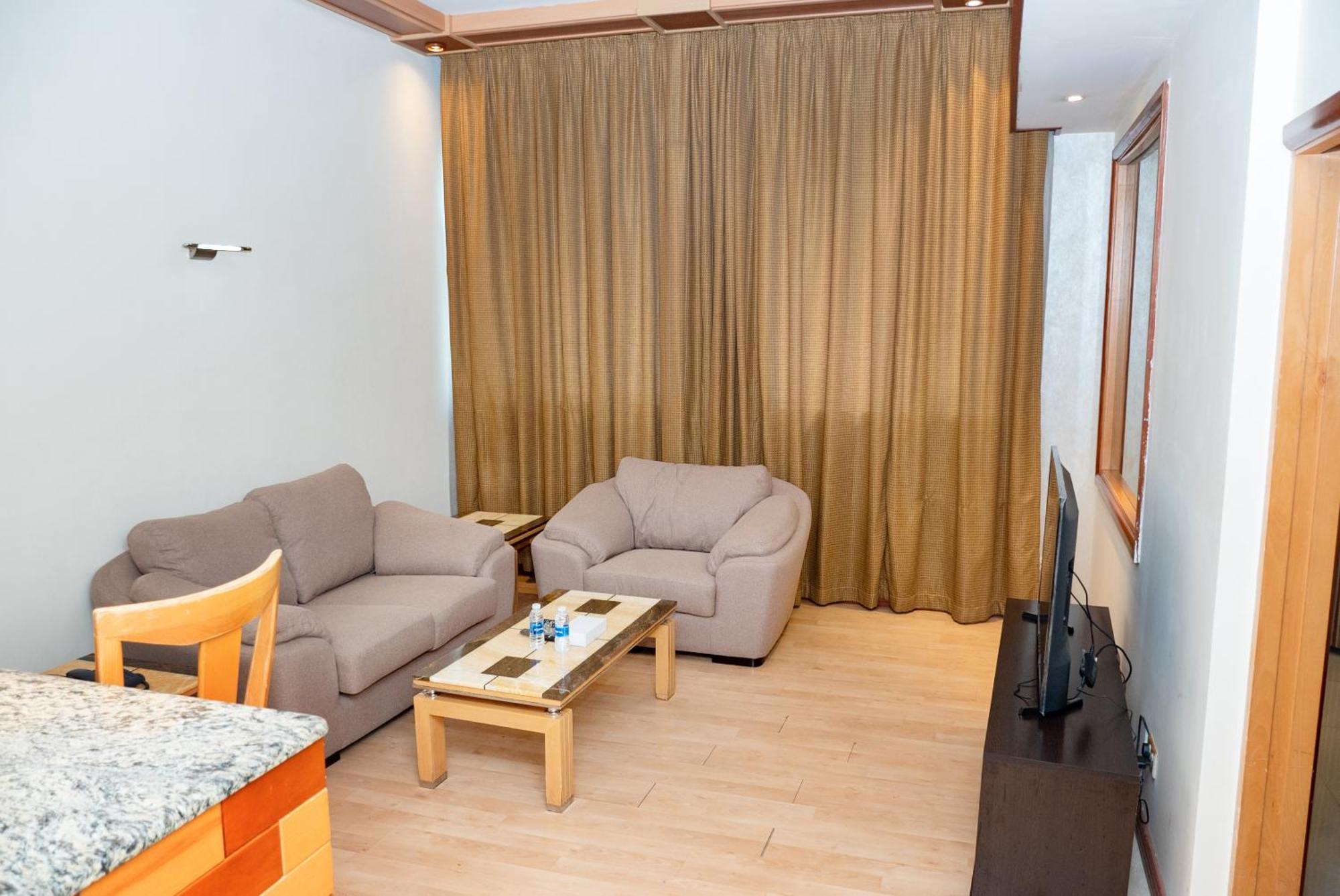 Excelsior Luxury Apartments Manama Eksteriør billede
